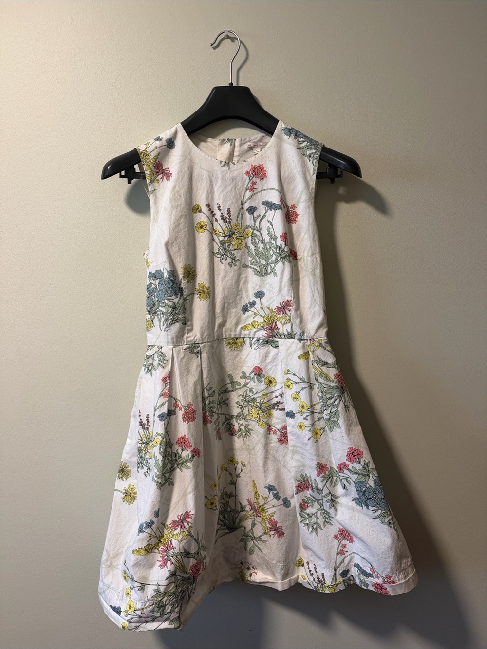 GAP White Floral Midi Dress with Yellow, Pink, and Blue Flowers